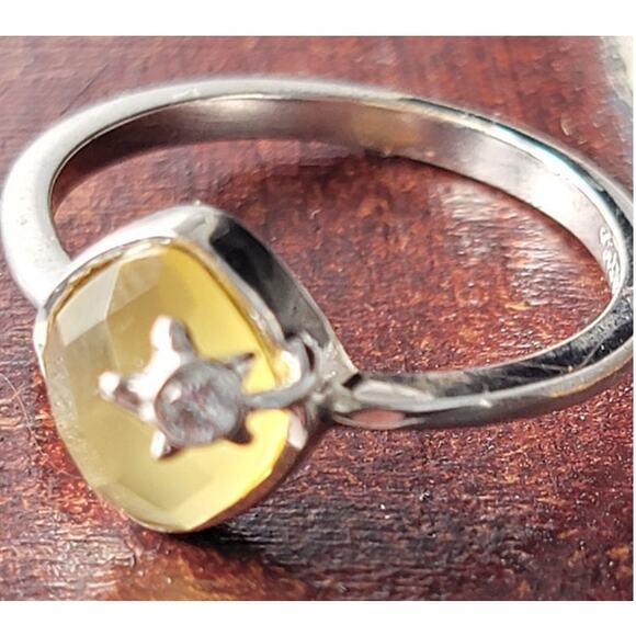 Chic Rhodium-Plated Size 9 Ring with Yellow Faceted Gemstone and Star Accent - Picture 2 of 10